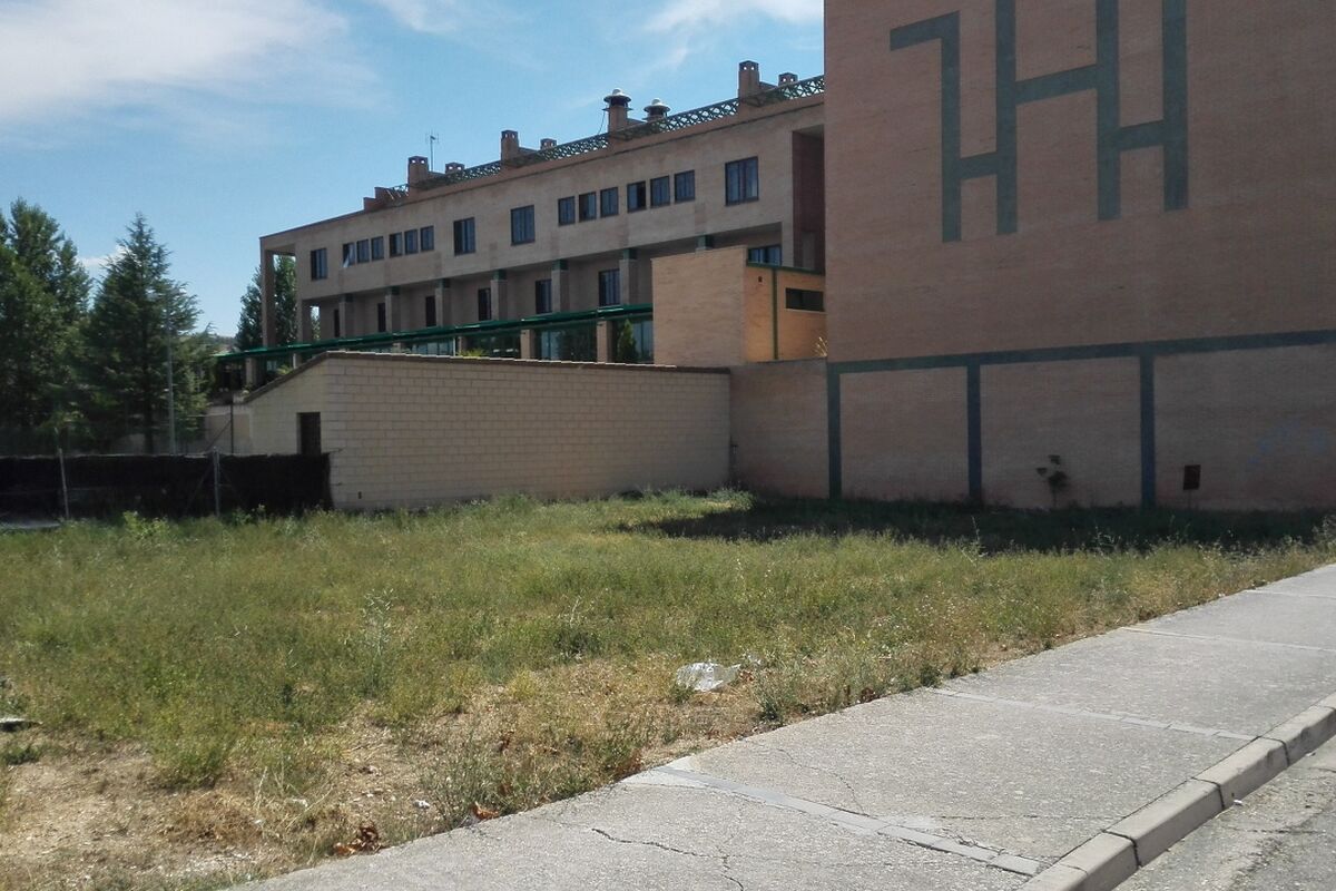 Solar en El Burgo de Osma – foto 1