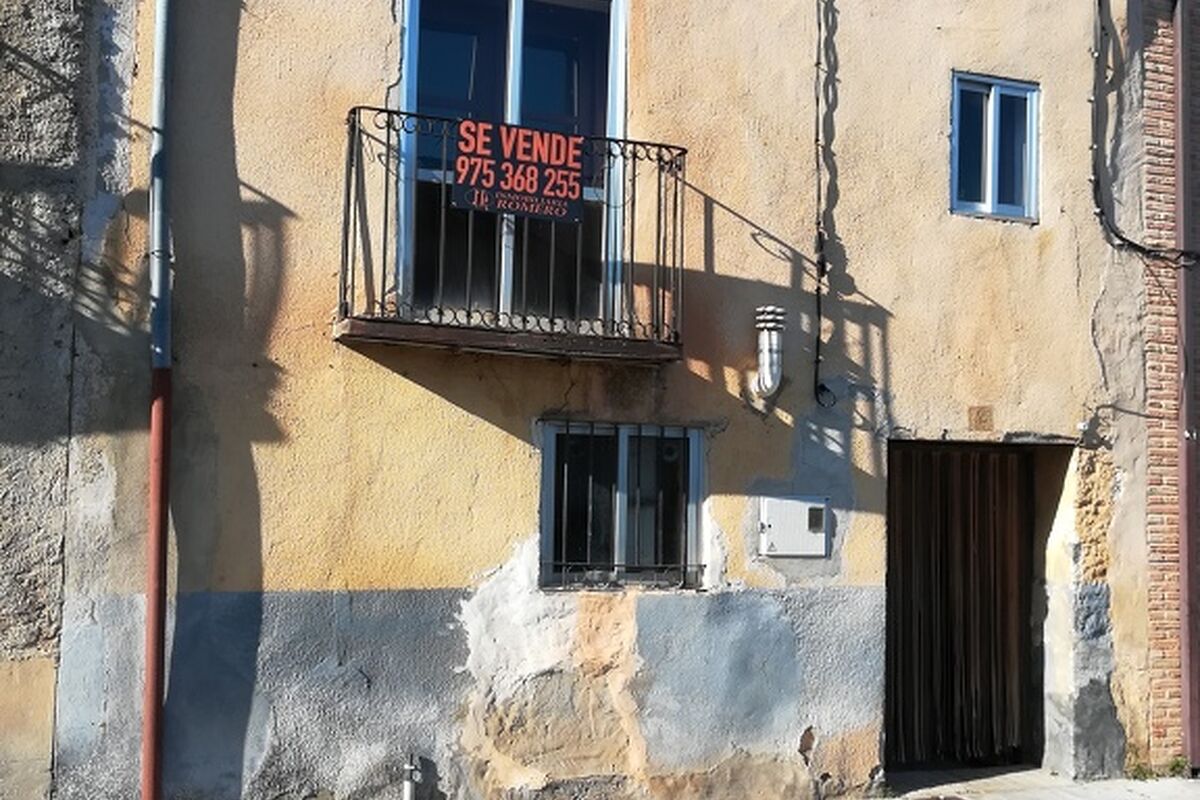 Casa en El Burgo de Osma – foto 1