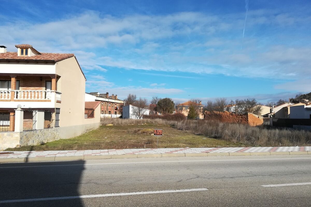 Solar en El Burgo de Osma – foto 1