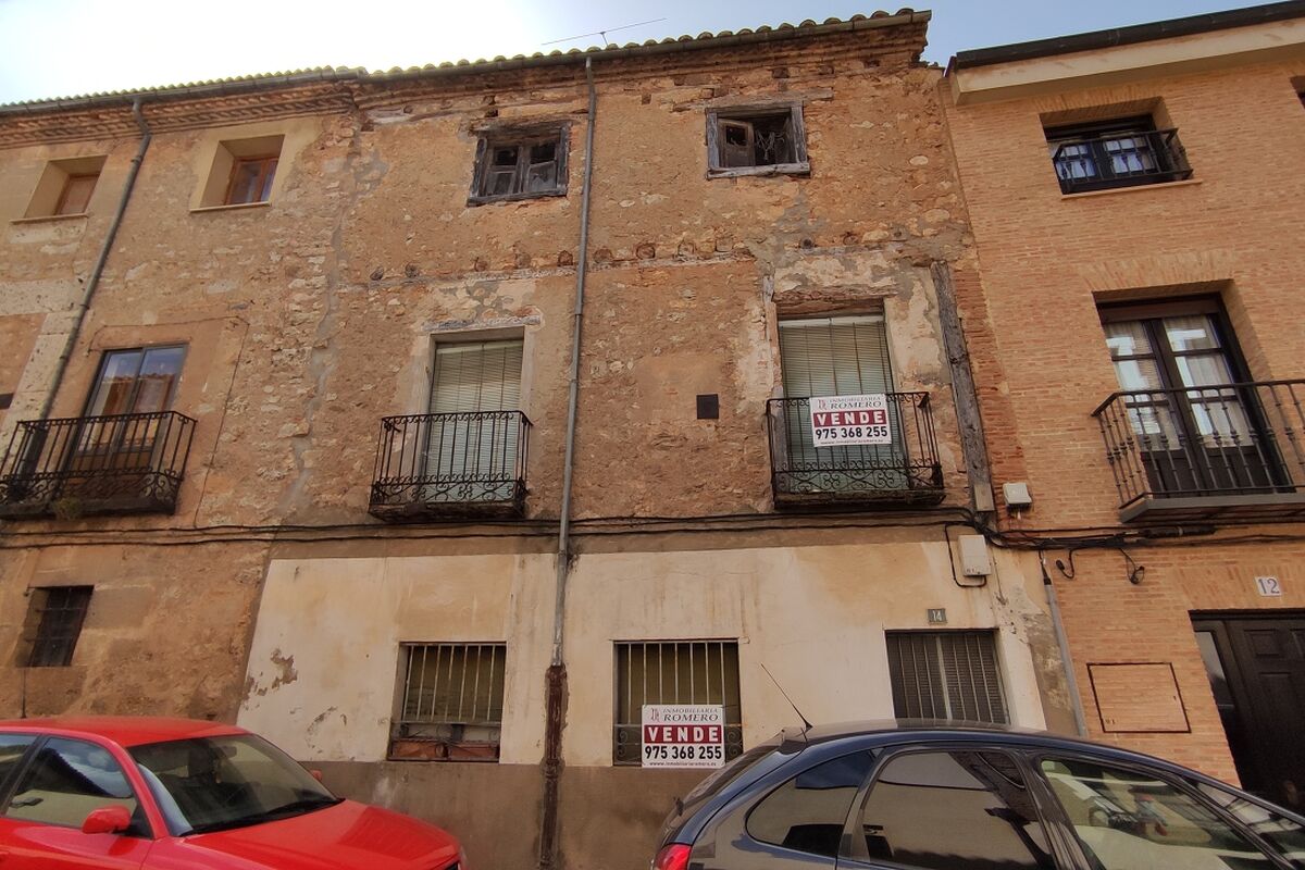 Casa en El Burgo de Osma – foto 1
