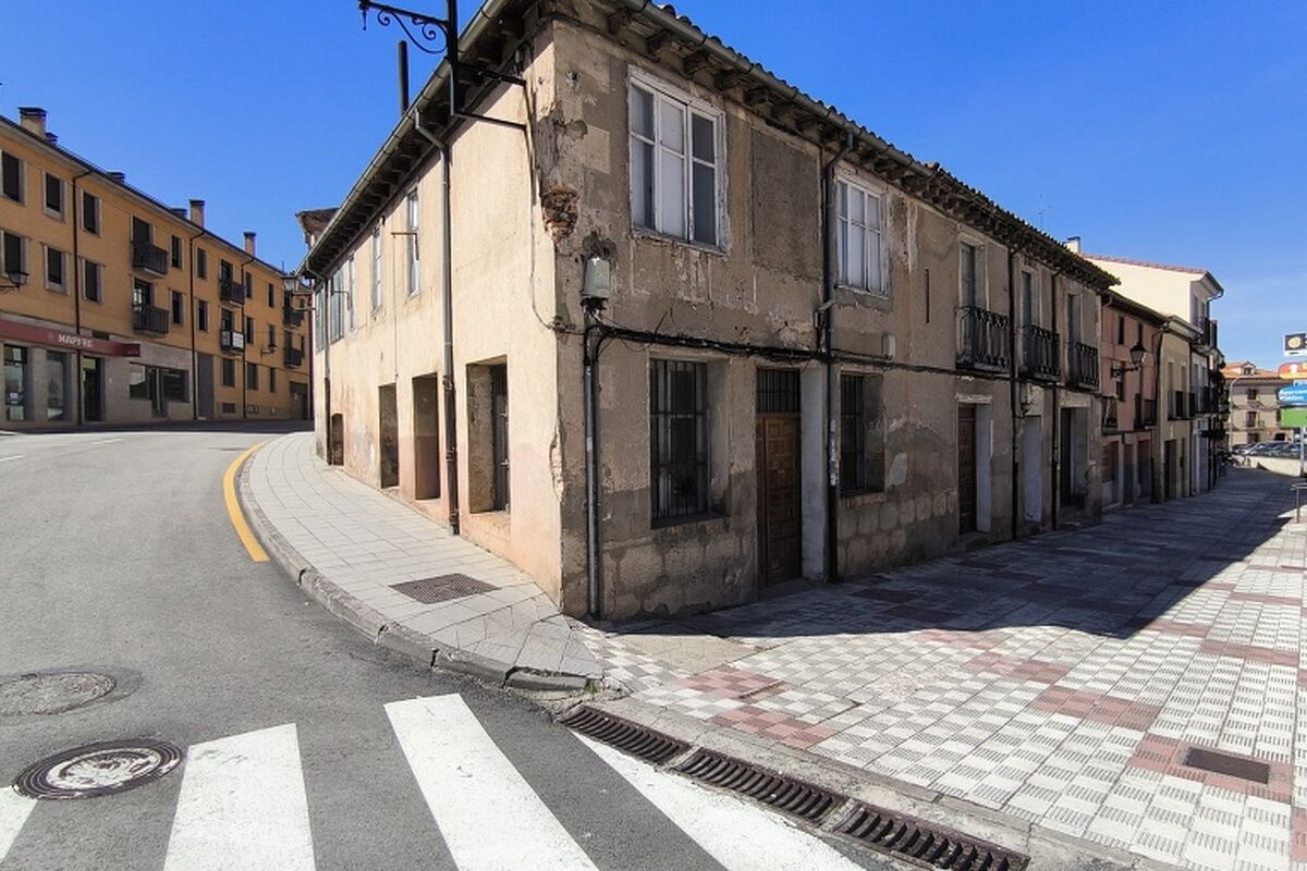 Casa en El Burgo de Osma – foto 1