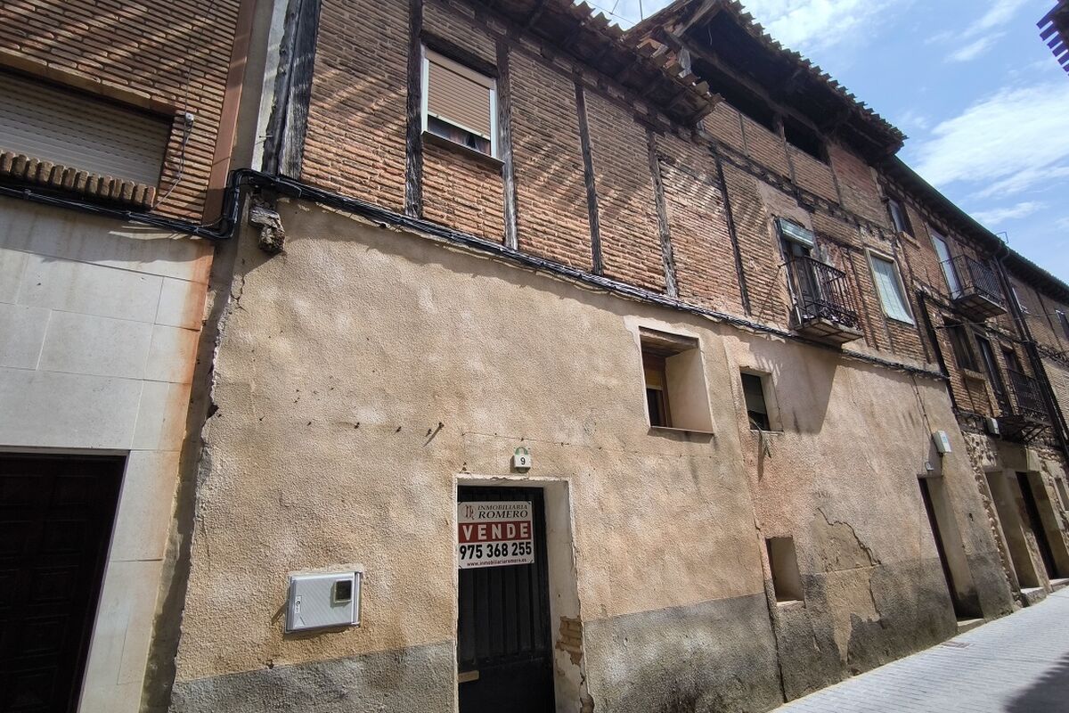 Solar en El Burgo de Osma – foto 1